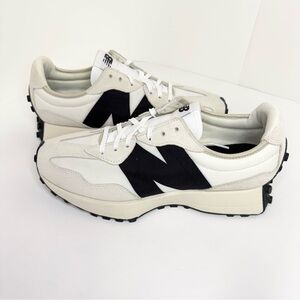 New Balance Women’s Sneakers WS327FE size 11 - slightly used